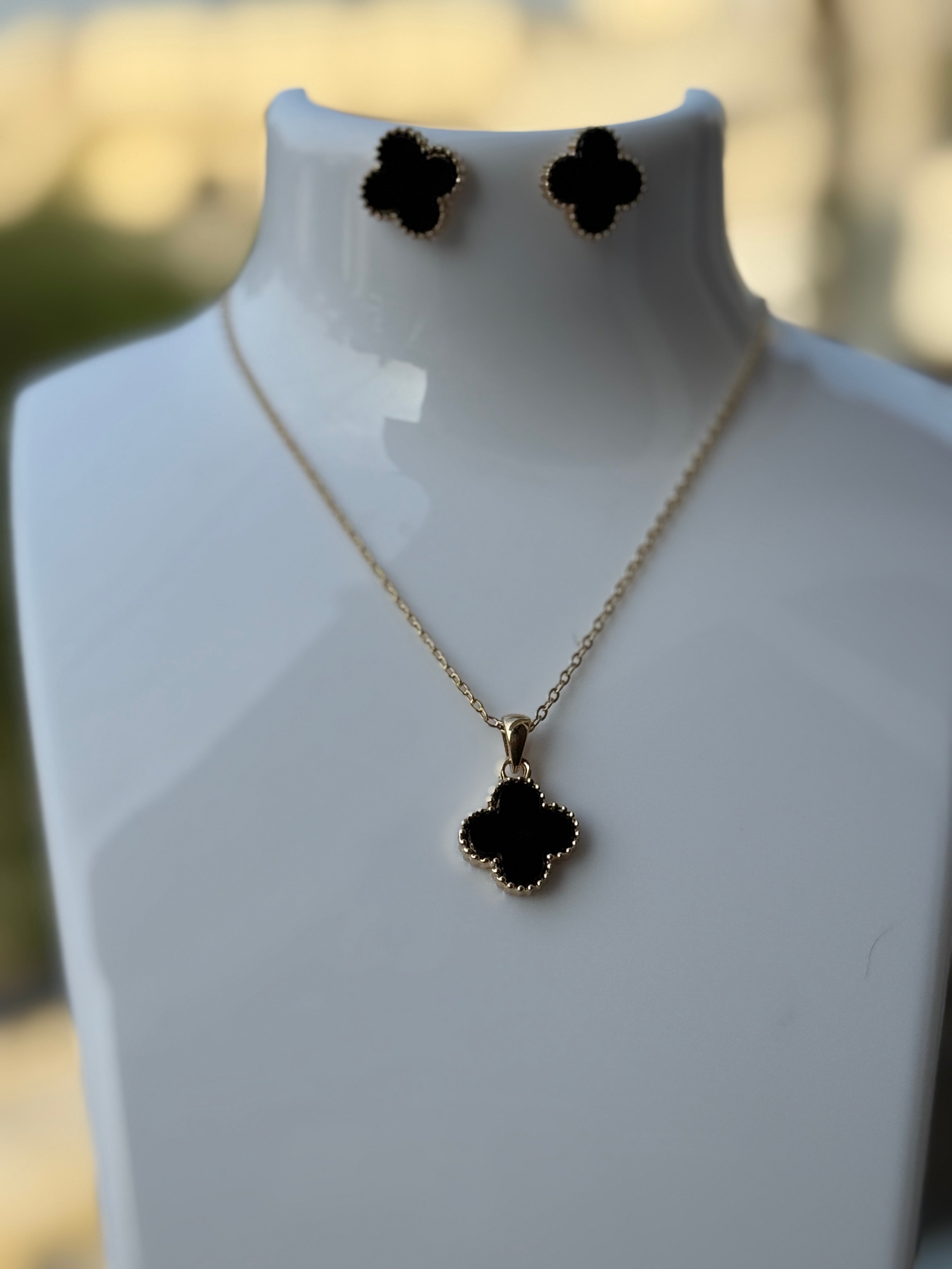 BLACK CLOVER ELEGANCE SET